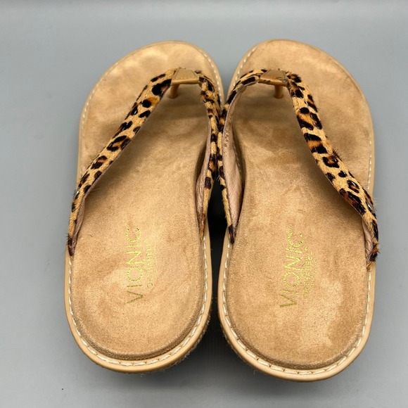 Vionic Grenada Leopard Calf Hair Wedge Sandals Orthaheel Tan Brown Women 8 - Picture 2 of 7